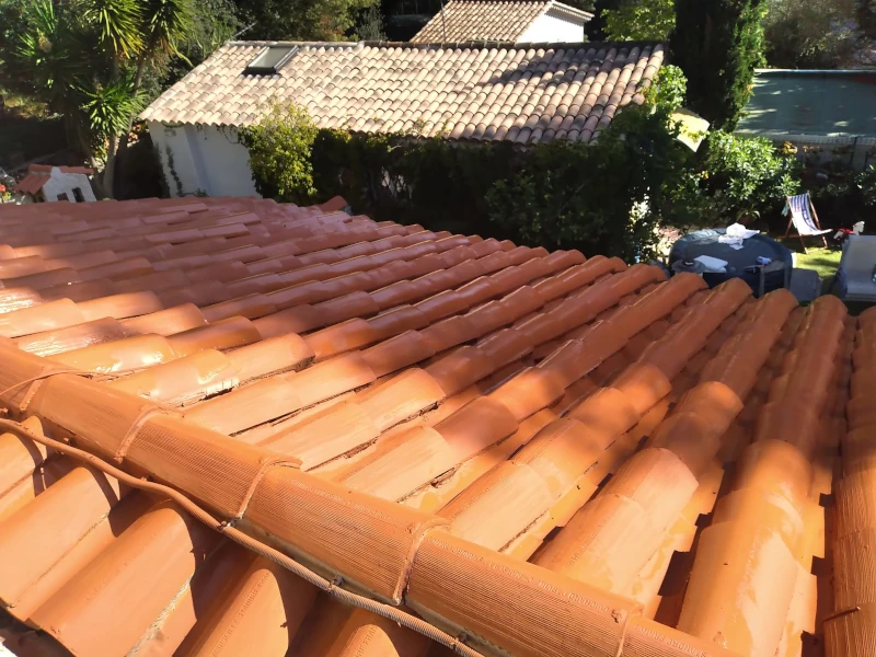 rénovation toiture toulon hydrofuge coloré